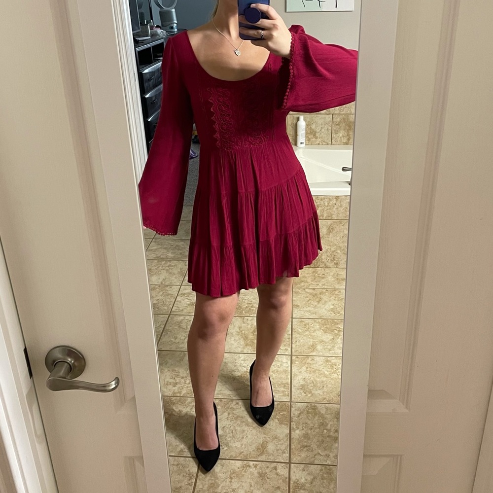 Backless dress - Picture 2 of 9